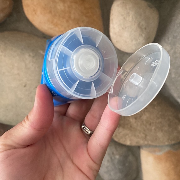 Young Living Cool Azul Sports Gel - Picture 4 of 4